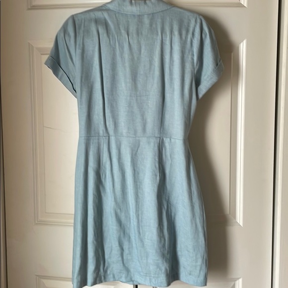 Cute business appropriate BCBGeneration dress - Picture 2 of 2